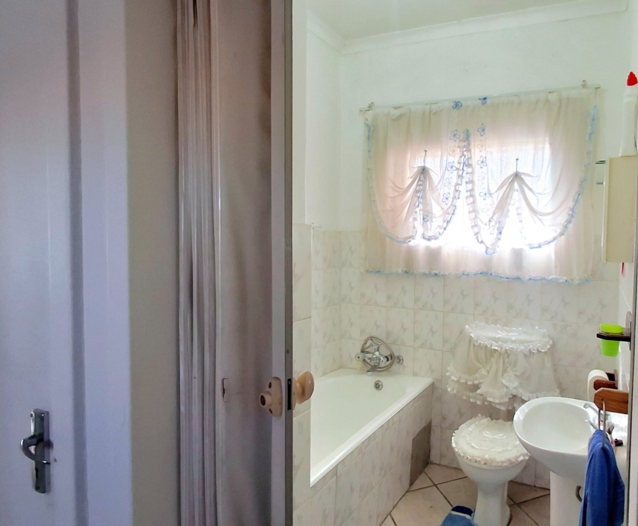 4 Bedroom Property for Sale in Sasolburg Ext 2 Free State